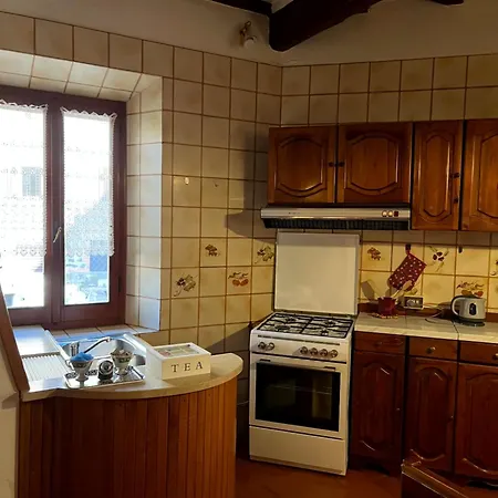 Vakantiehuis L'appaltino Cuore Medievale Di *